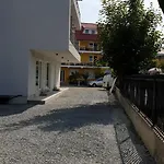 Pensiunea Casid ゲストハウス エフォリエ・ノルド